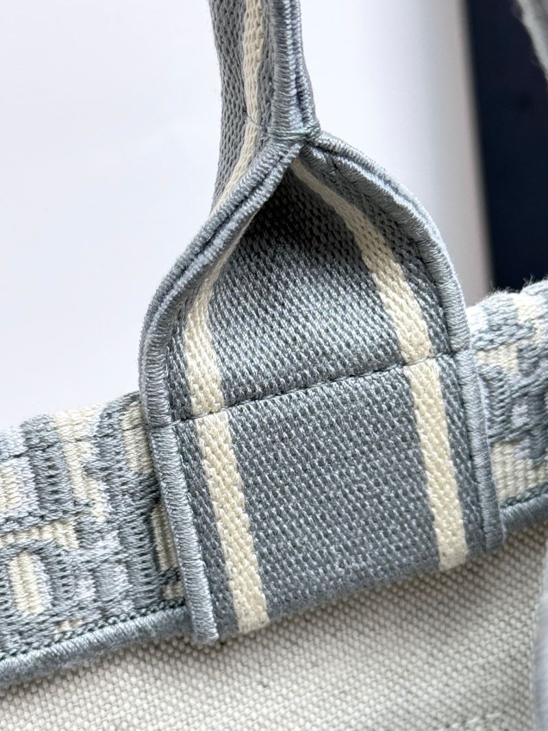 chr1st1an D10r shopping bags